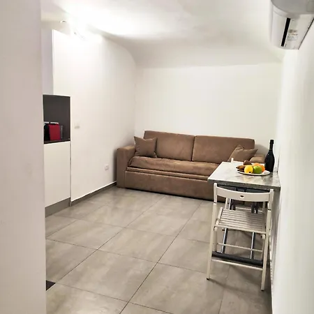 De Curtis Apartmán Katánie