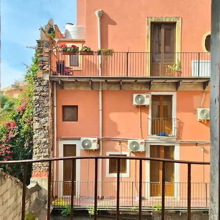 De Curtis Apartmán Katánie